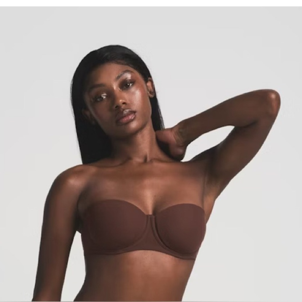 NEW SKIMS FITS EVERYBODY PUSH UP BRA IN SAPPHIRE 30B